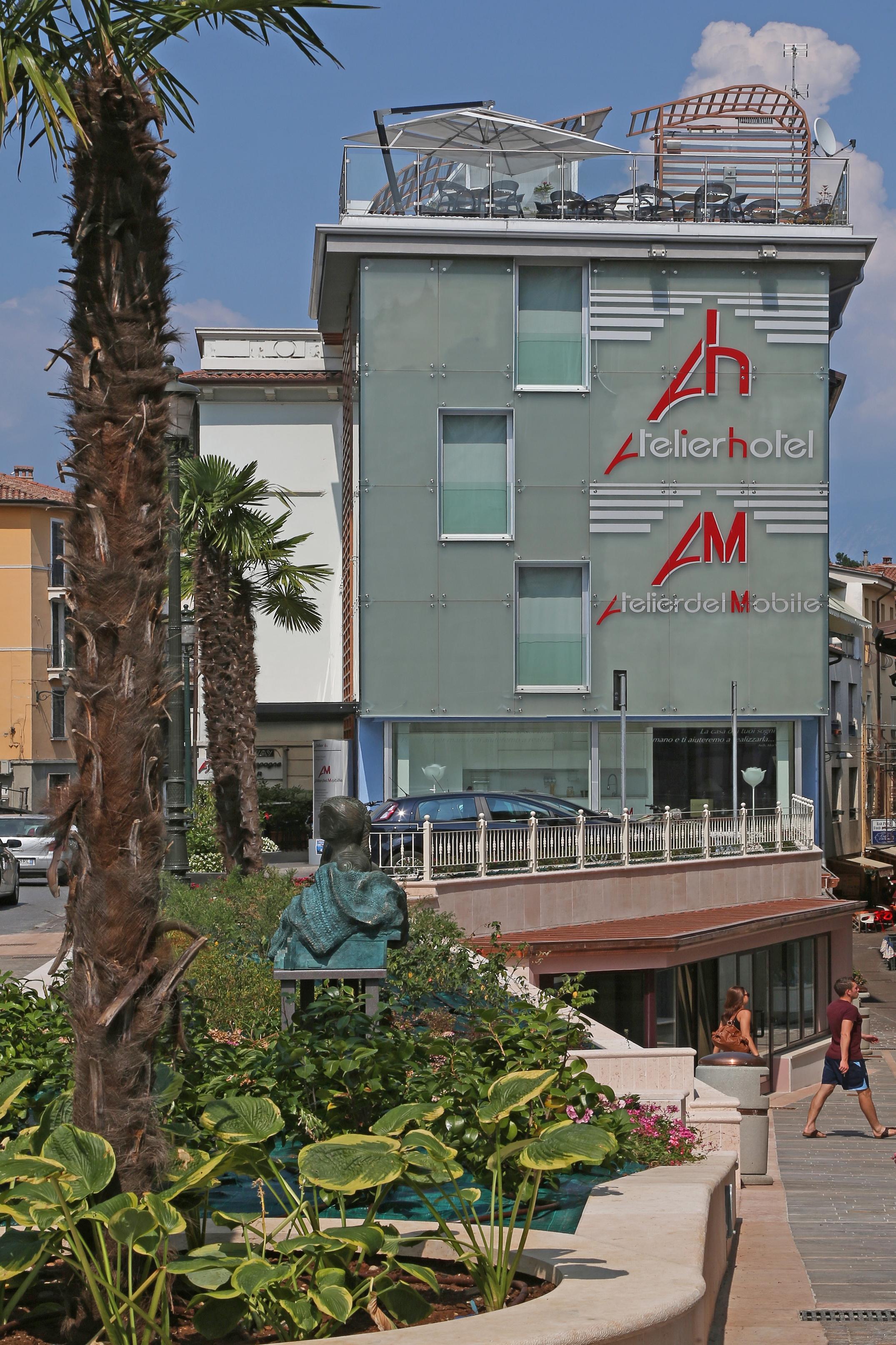 Happy Hotel Atelier Gardone Riviera Centro & Beach Exterior photo